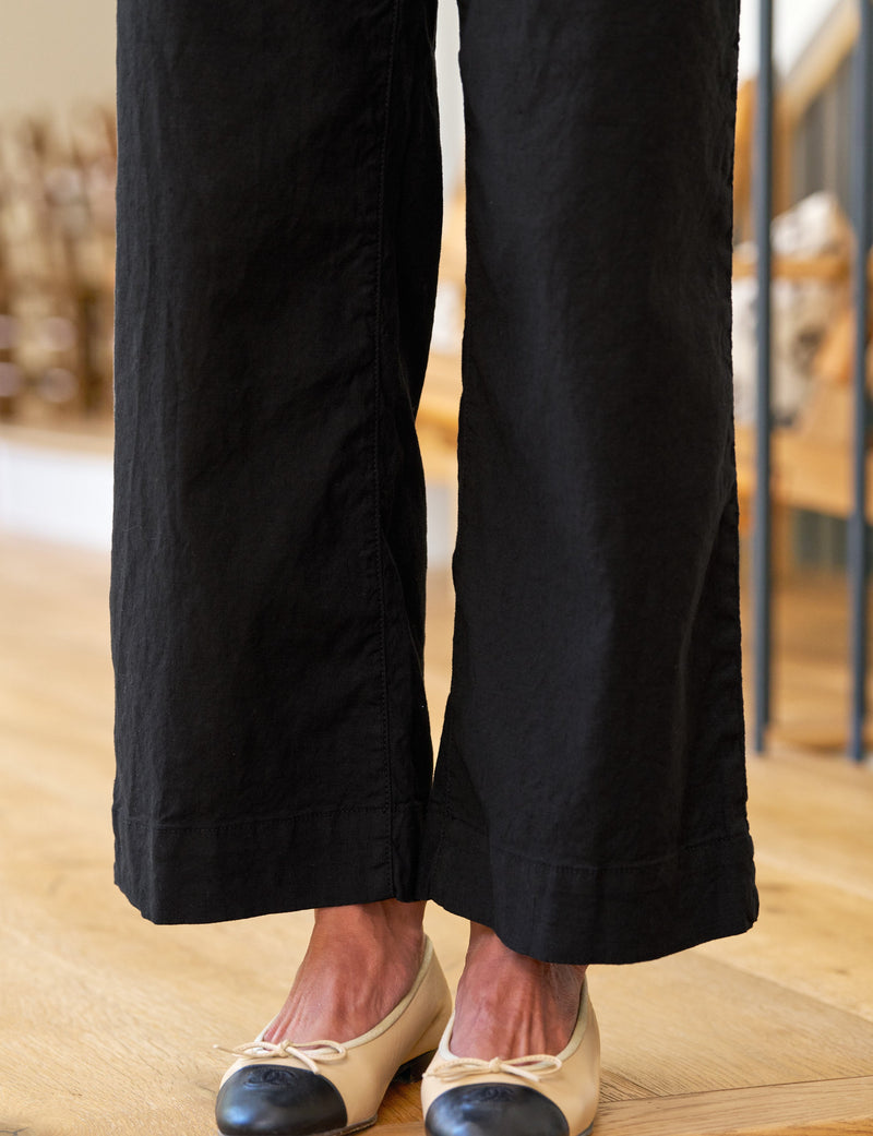 WEXFORD Black, Italian Performance Linen